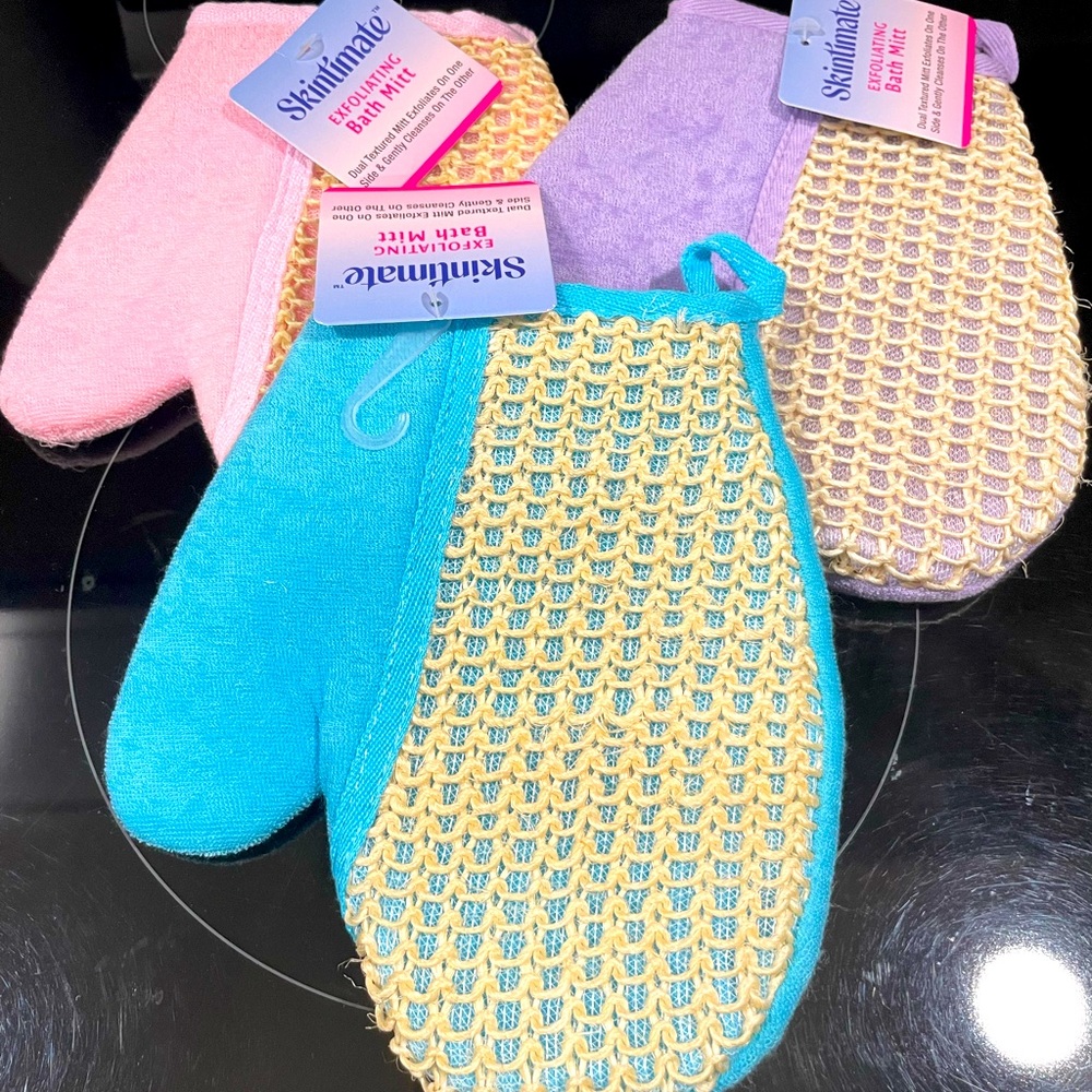 NWT Skintimate Luxury Exfoliating Bath Mitt
